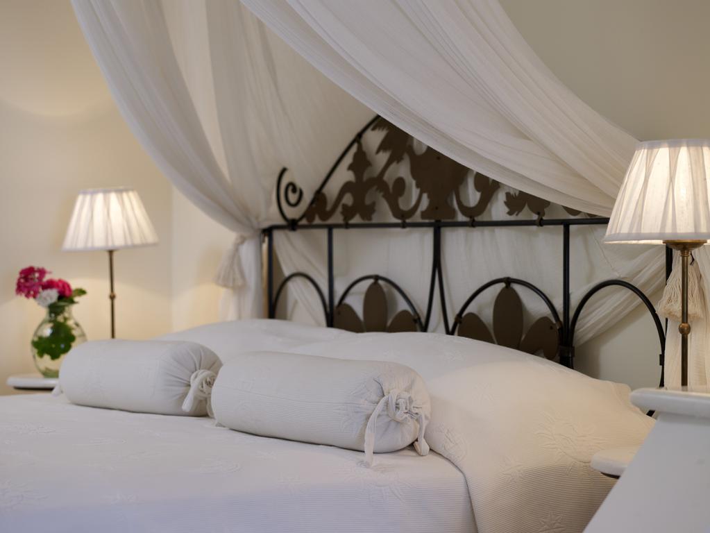 Villa Marandi Luxury Suites Sztelída Szoba fotó